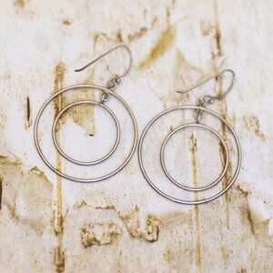 Vintage Double Ring Sterling Silver Dangle Earrings - B15